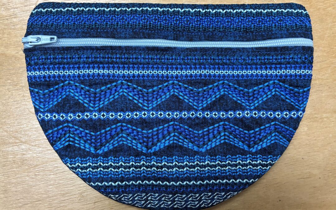 Embroidery Playground – Tapestry Zipper Bag